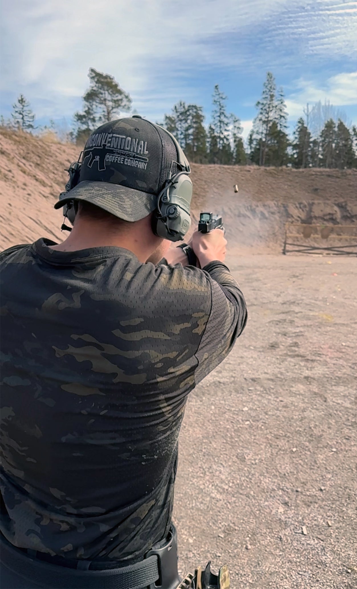 UCC Gun Trucker, Multicam Black